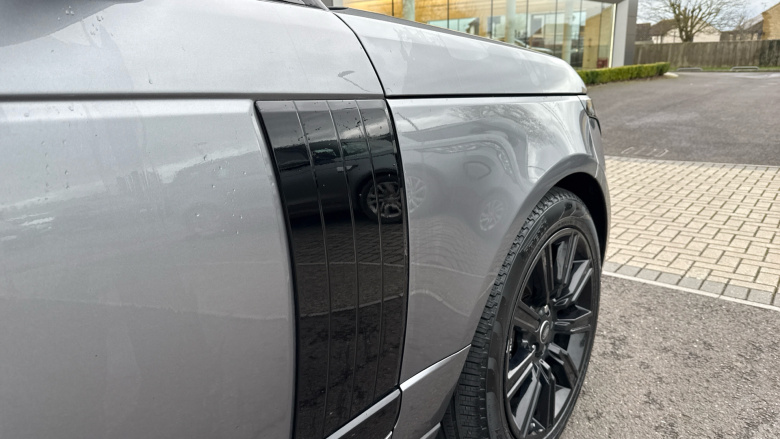 Land Rover Range Rover 2.0 P400e Westminster Black 4dr Auto Estate